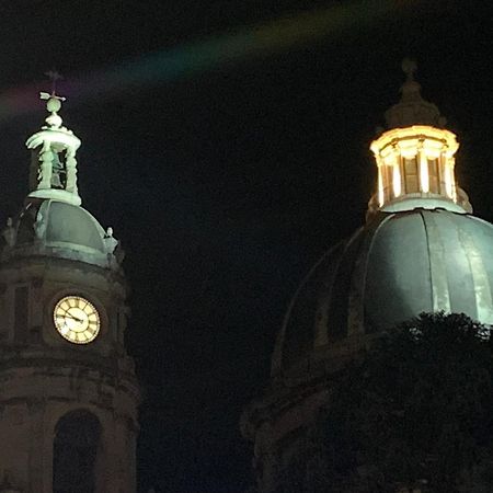 La Suite Di Piazza Dell'Universita 卡塔尼亚 外观 照片