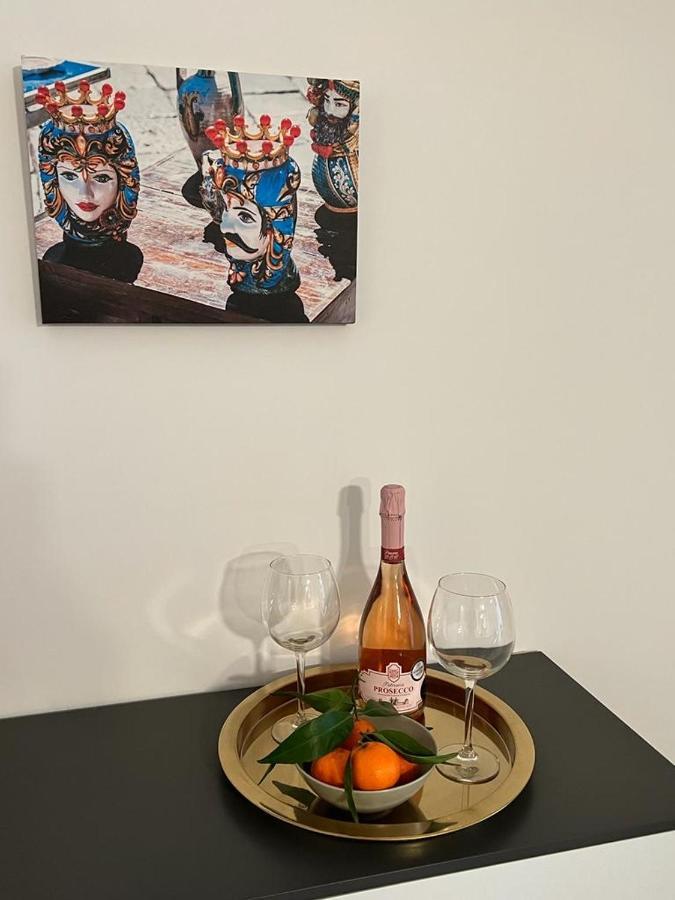 La Suite Di Piazza Dell'Universita 卡塔尼亚 外观 照片