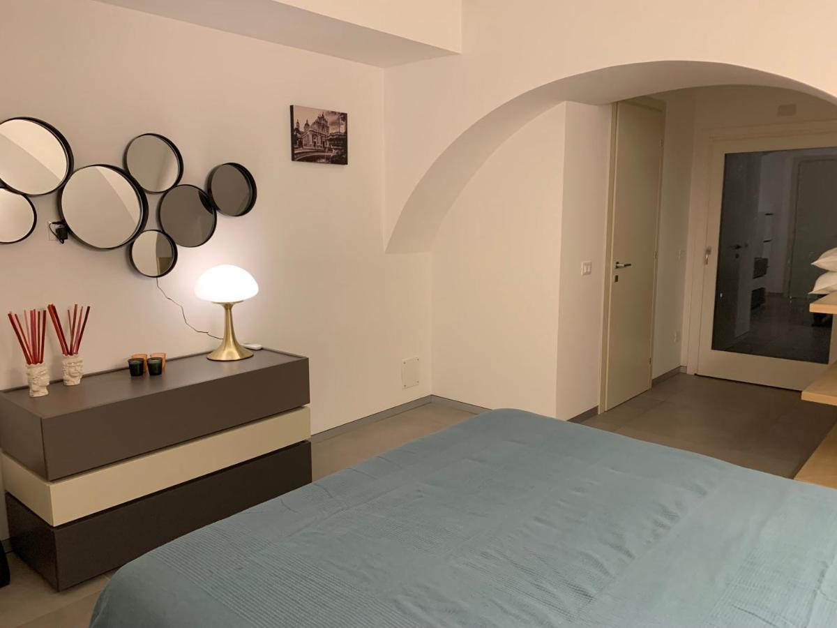 La Suite Di Piazza Dell'Universita 卡塔尼亚 外观 照片