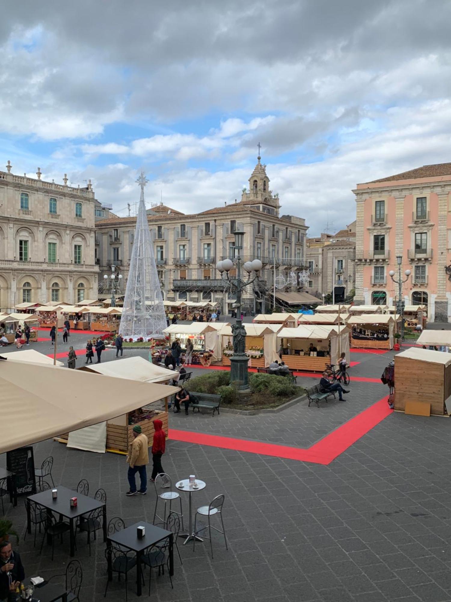 La Suite Di Piazza Dell'Universita 卡塔尼亚 外观 照片